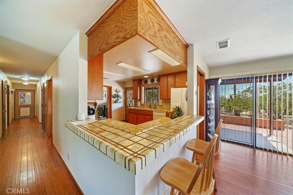 MLS #OC25156677 image #32