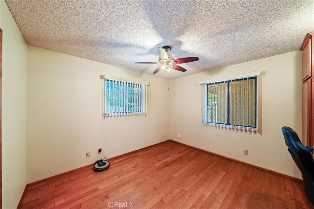 MLS #OC25156677 image #44