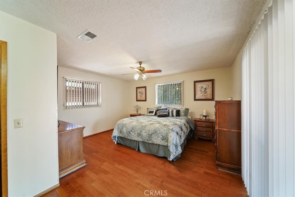 MLS #OC25156677 image #52