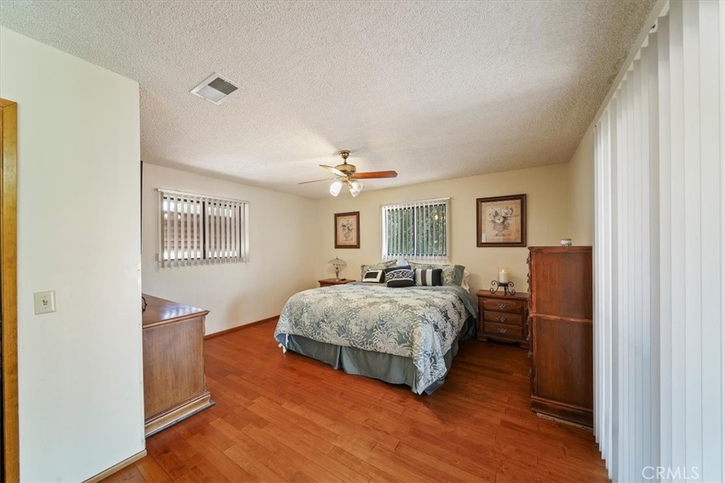 MLS #OC25156677 image #53