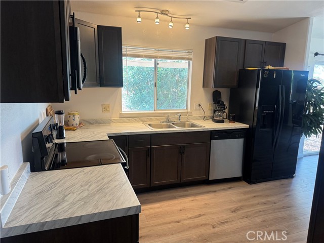 MLS #OC25158086 image #1