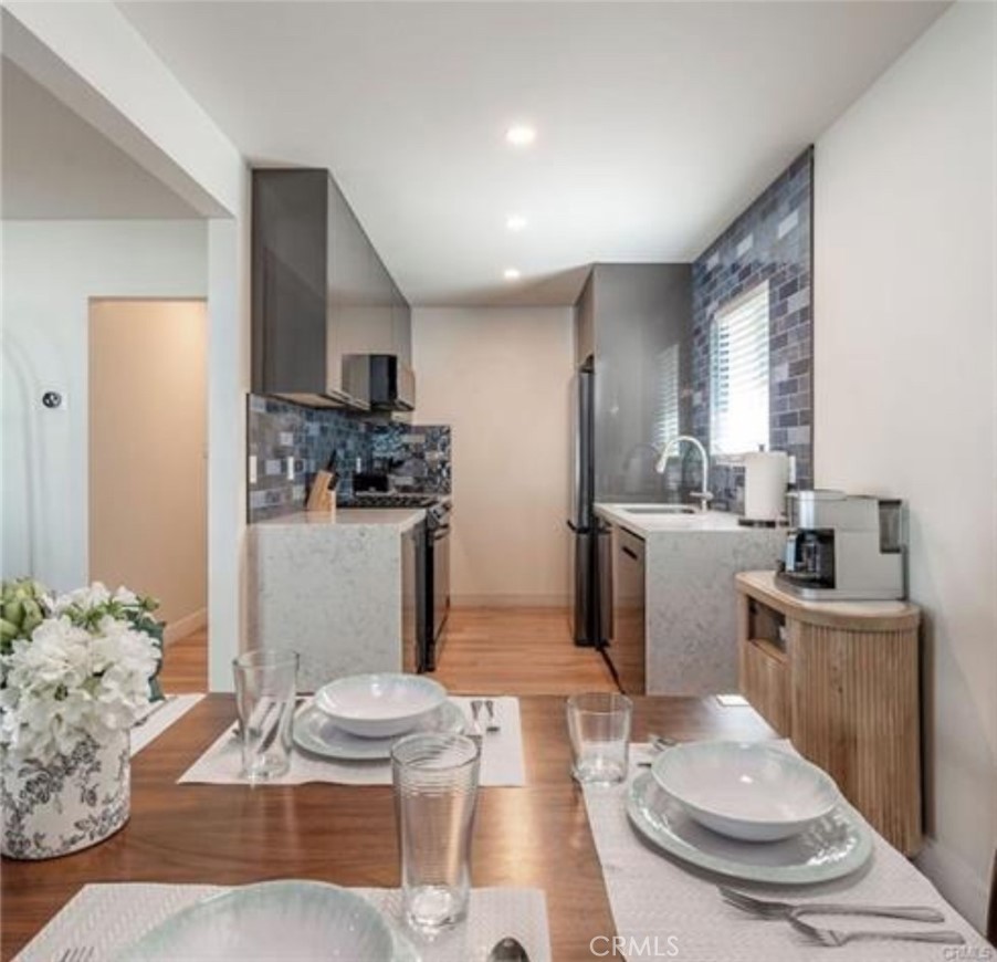 MLS #OC25162798 image #5