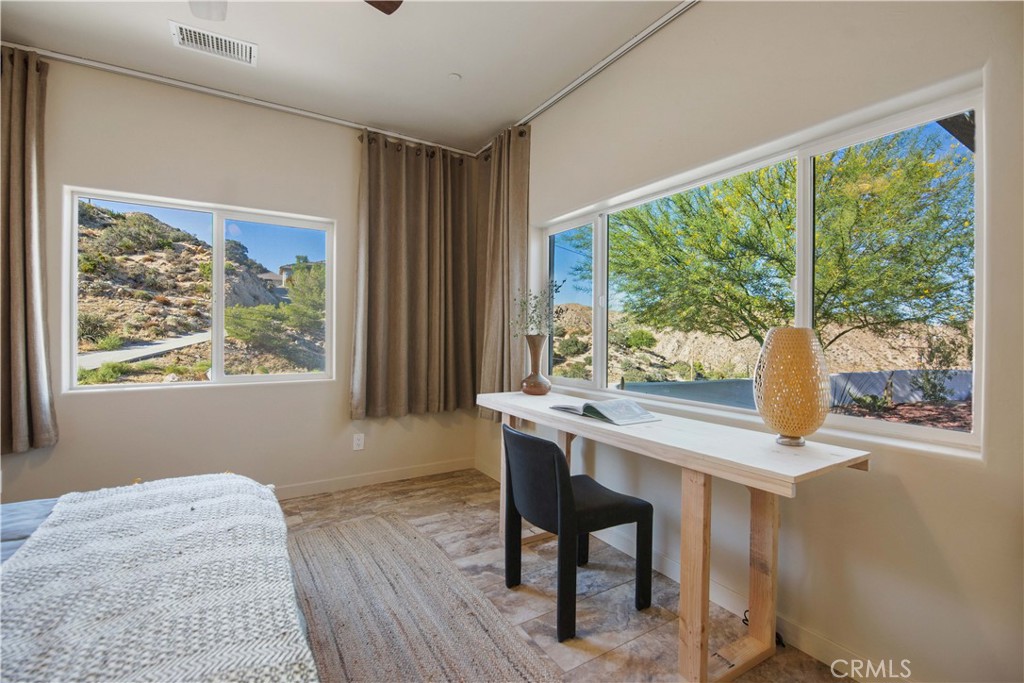 MLS #OC25163713 image #26