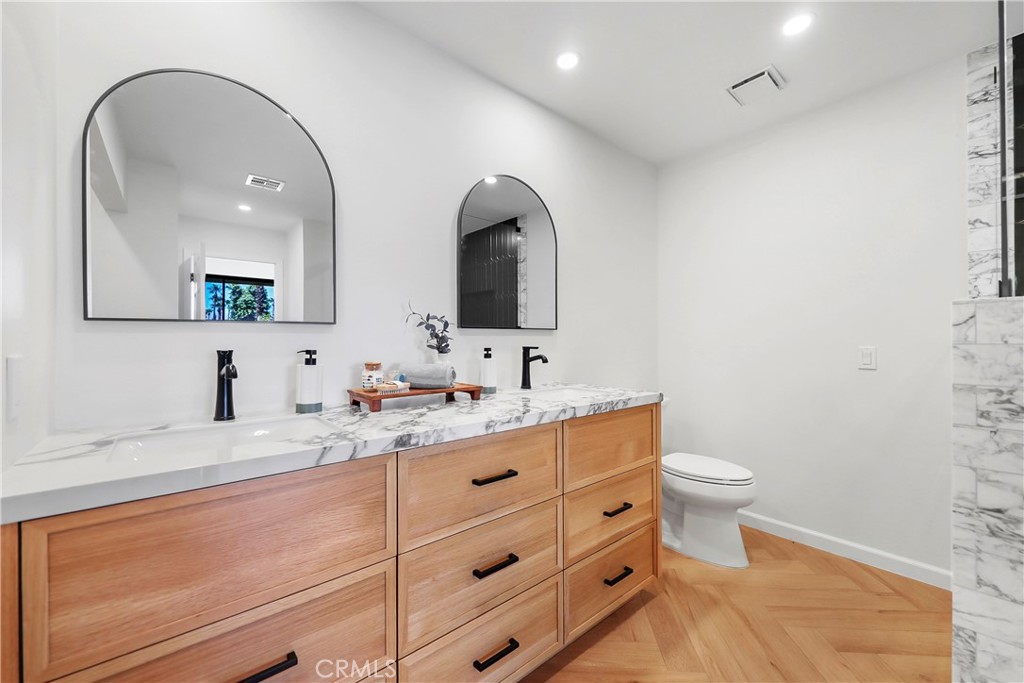 MLS #OC25168664 image #19