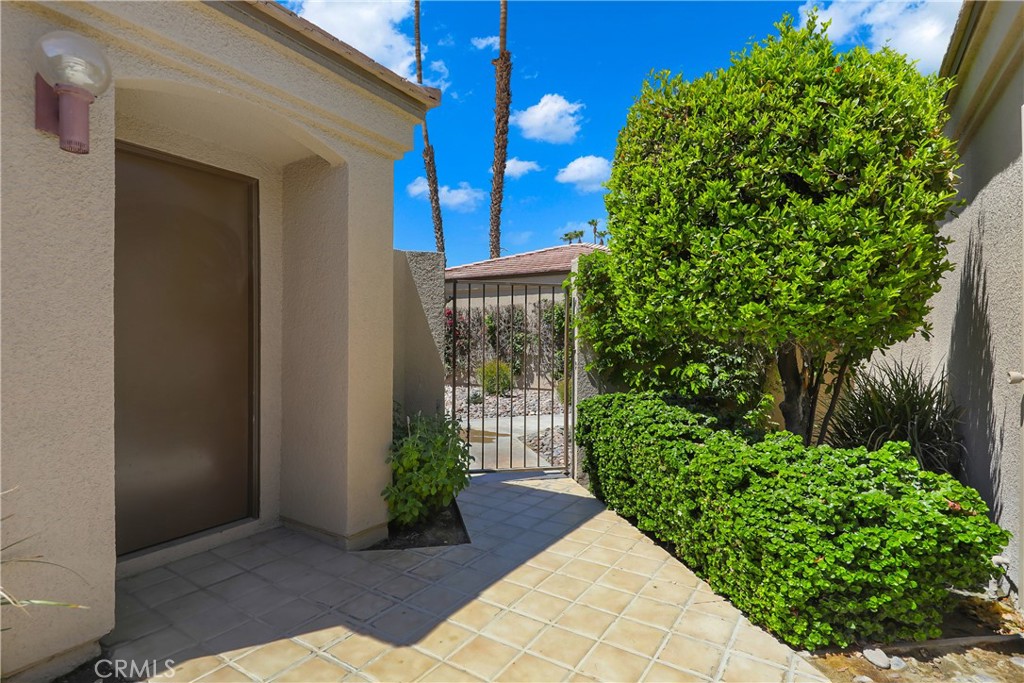 MLS #OC25168664 image #4