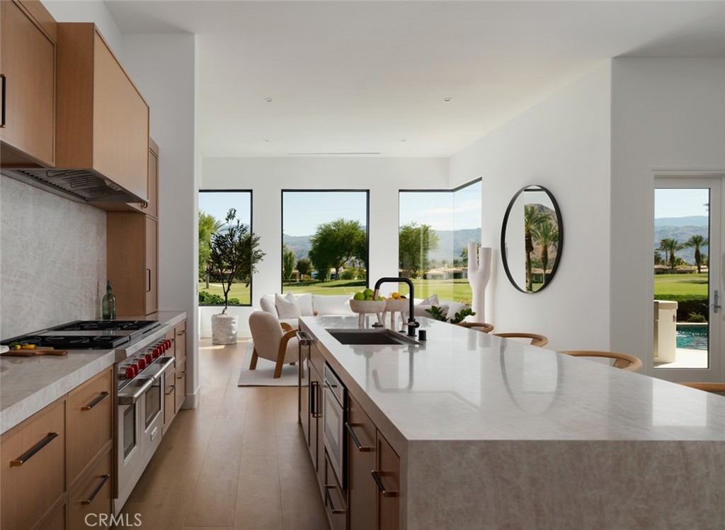 MLS #OC25172407 image #14