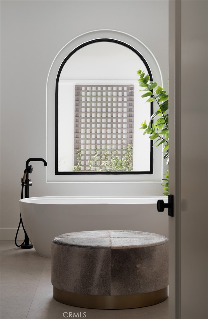 MLS #OC25172407 image #29