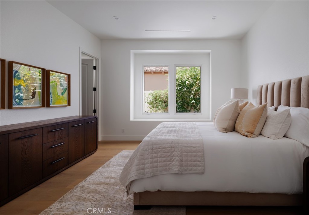 MLS #OC25172407 image #33