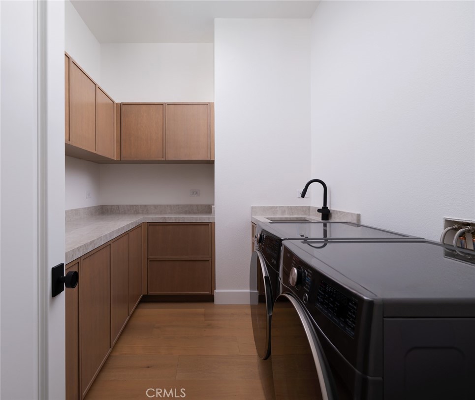 MLS #OC25172407 image #37