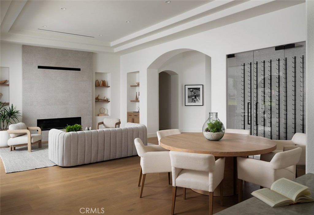 MLS #OC25172407 image #9