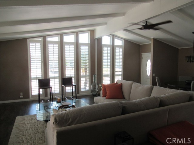 MLS #OC25176009 image #2