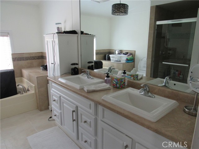 MLS #OC25176009 image #7