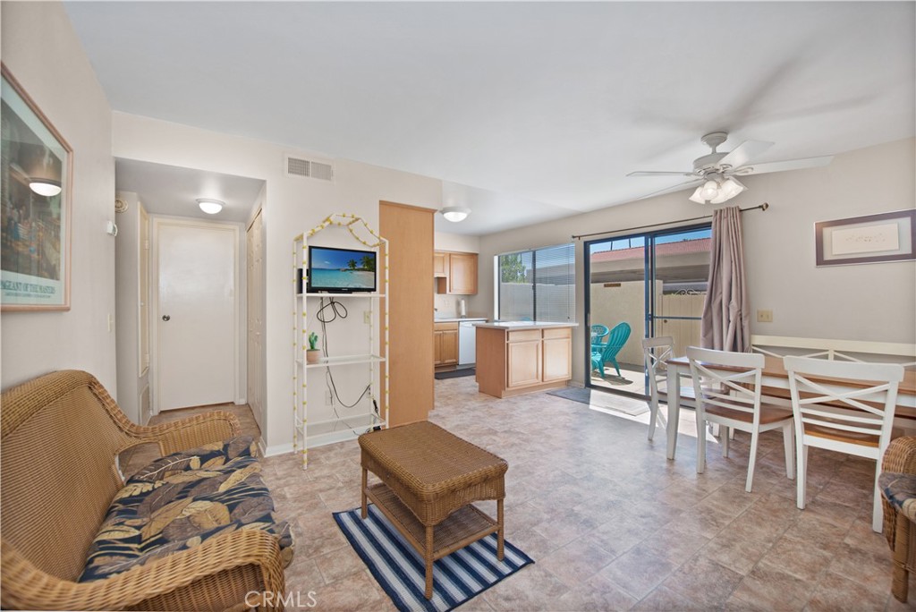 MLS #OC25178472 image #8