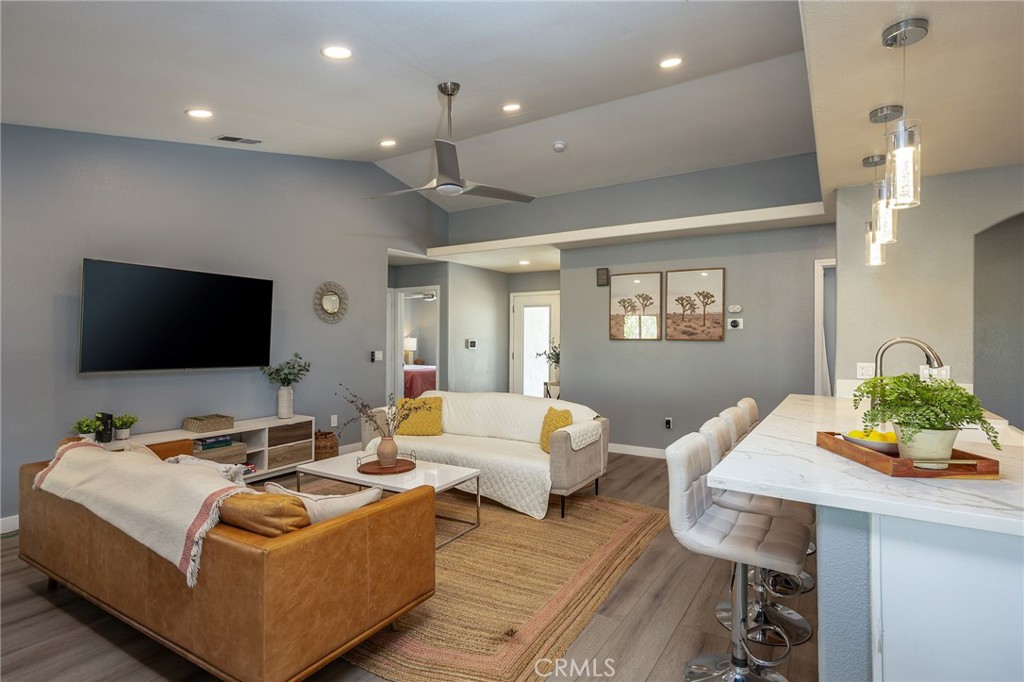 MLS #OC25181160 image #11