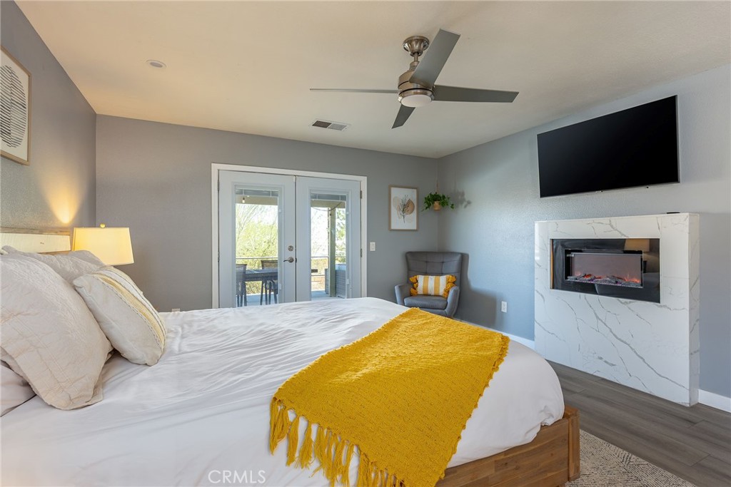 MLS #OC25181160 image #16