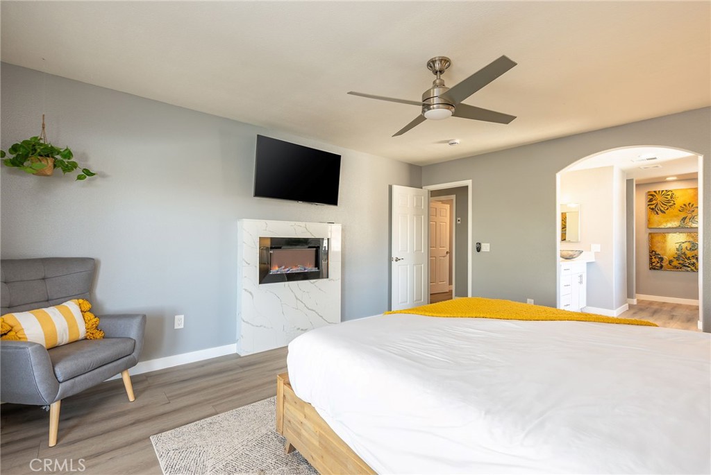 MLS #OC25181160 image #17