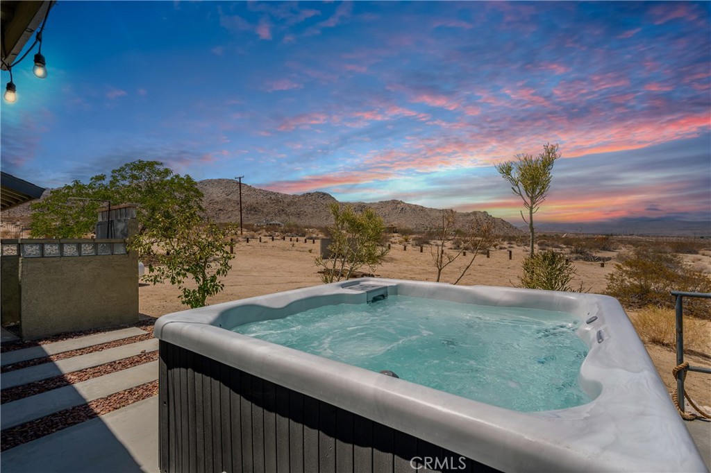 MLS #OC25181160 image #36