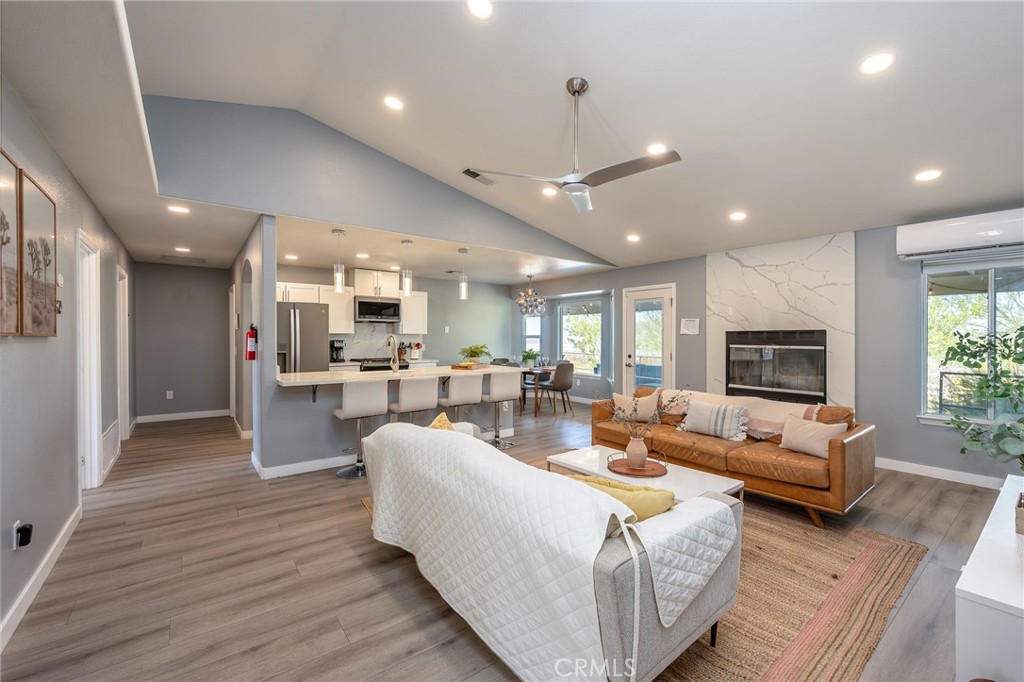 MLS #OC25181160 image #7