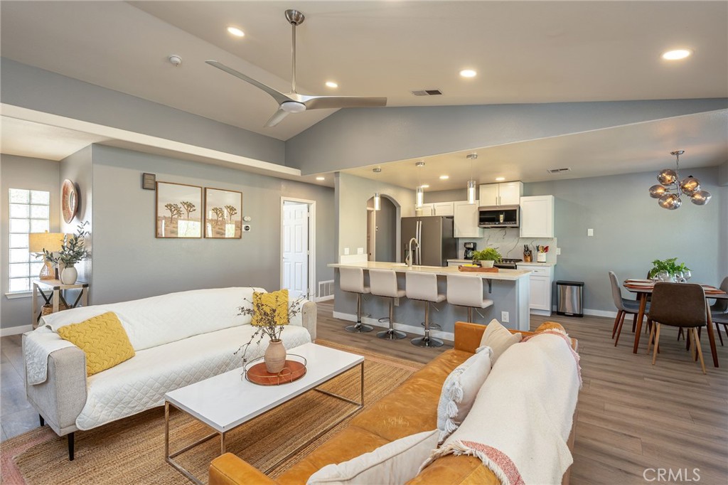 MLS #OC25181160 image #8