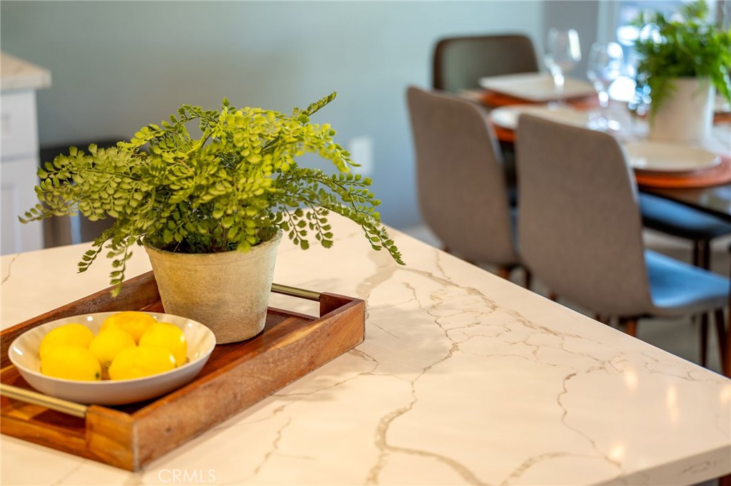 MLS #OC25181160 image #9