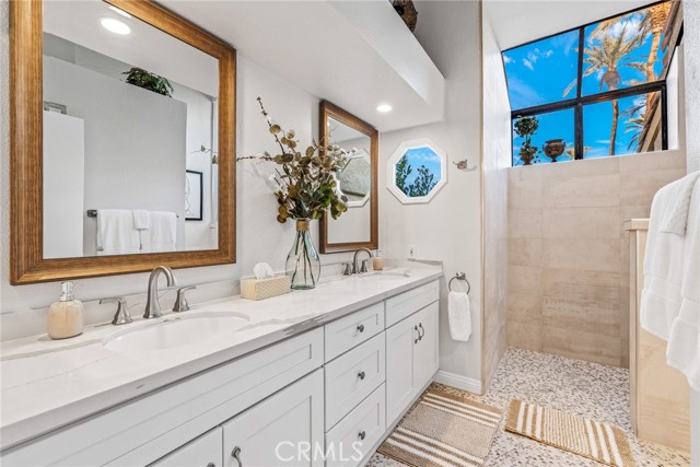 MLS #OC25181232 image #6