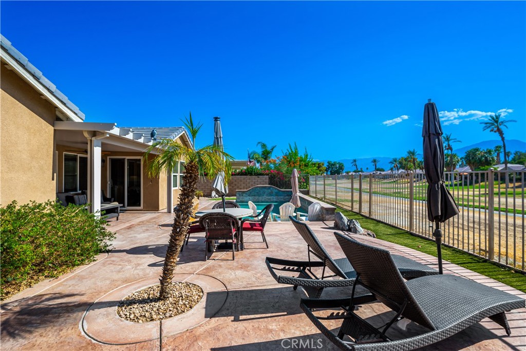 MLS #OC25181692 image #19