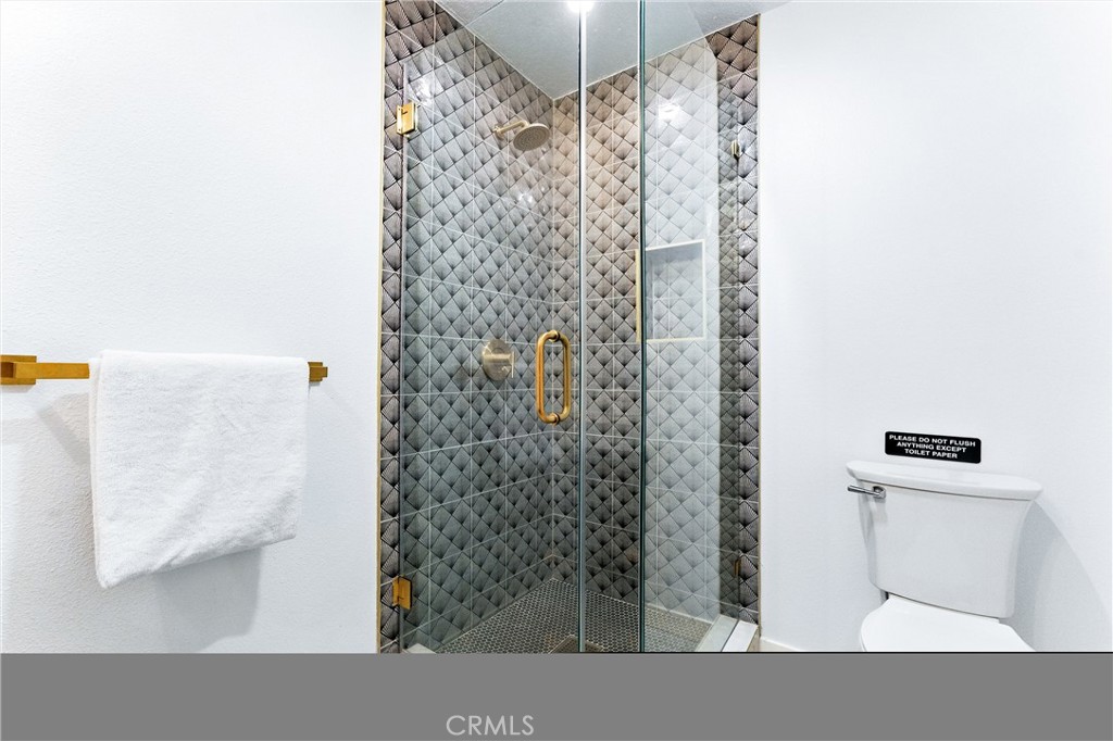 MLS #OC25182081 image #31