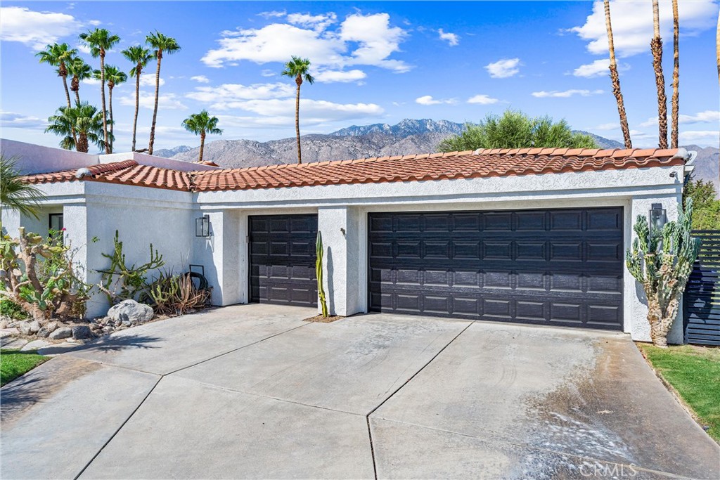 MLS #OC25182081 image #48