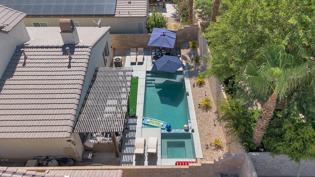 MLS #OC25183312 image #22