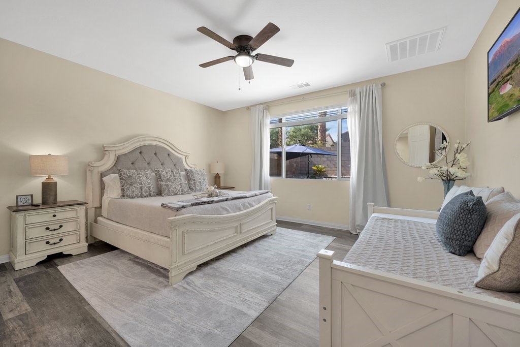 MLS #OC25183312 image #8