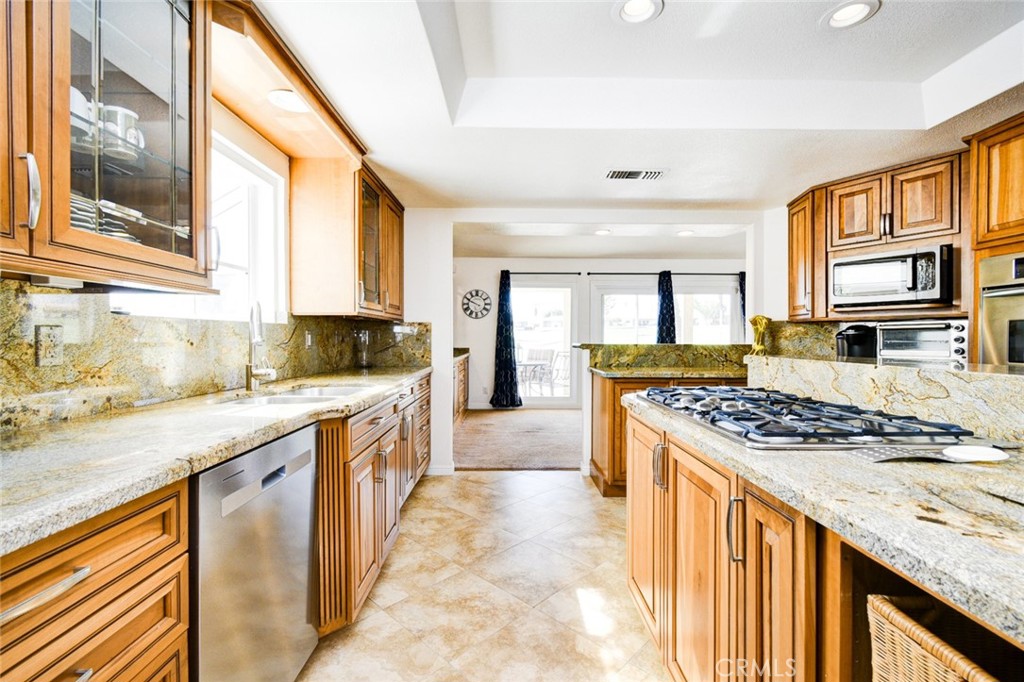 MLS #OC25184168 image #23