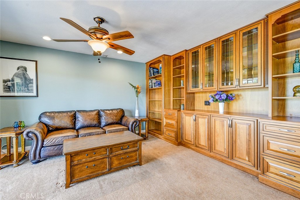 MLS #OC25184168 image #28