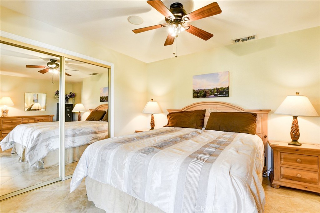 MLS #OC25184168 image #8