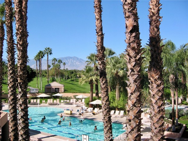 MLS #OC25189372 image #16