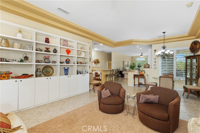 MLS #OC25189909 image #8