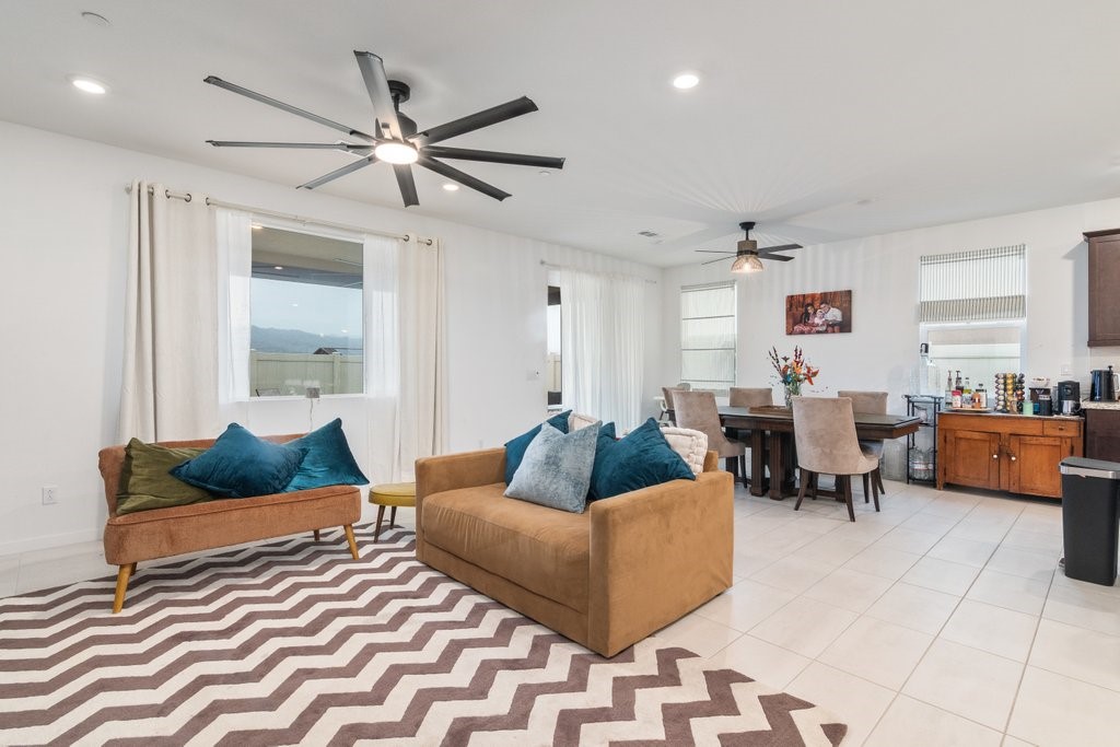 MLS #OC25190034 image #11