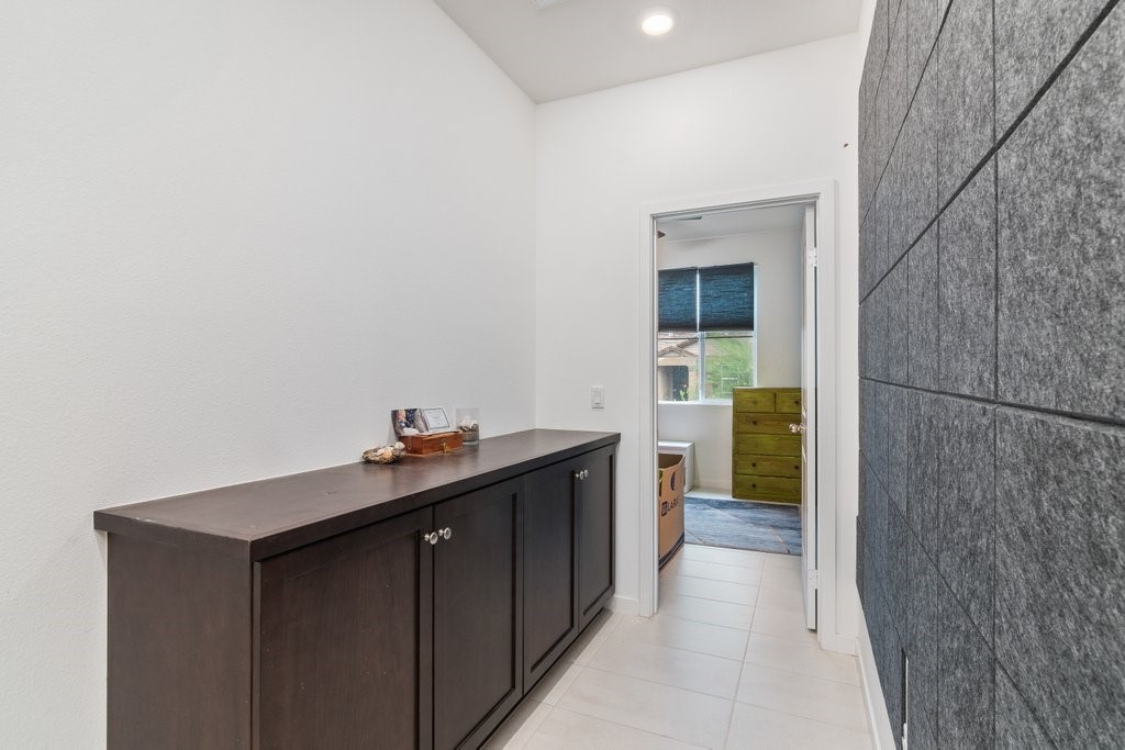 MLS #OC25190034 image #4