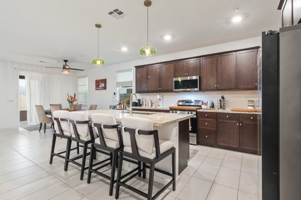 MLS #OC25190034 image #6