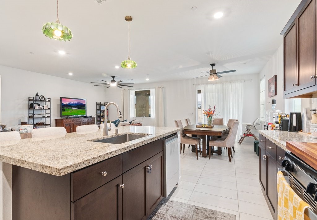 MLS #OC25190034 image #8