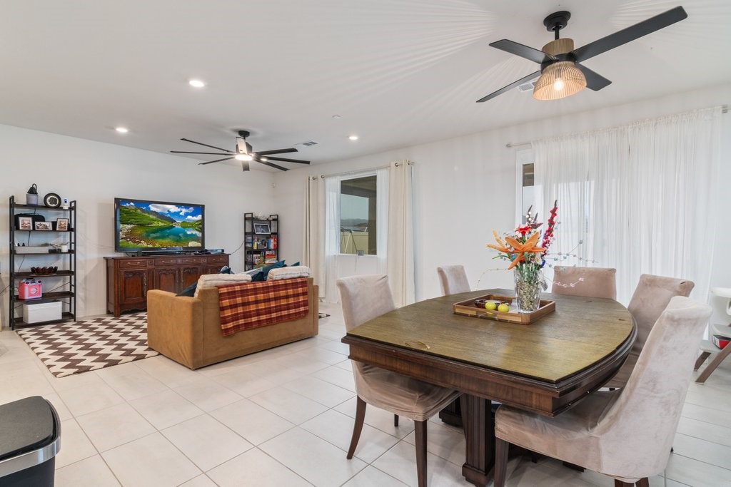 MLS #OC25190034 image #9