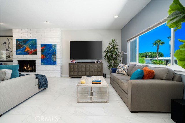 MLS #OC25190194 image #13