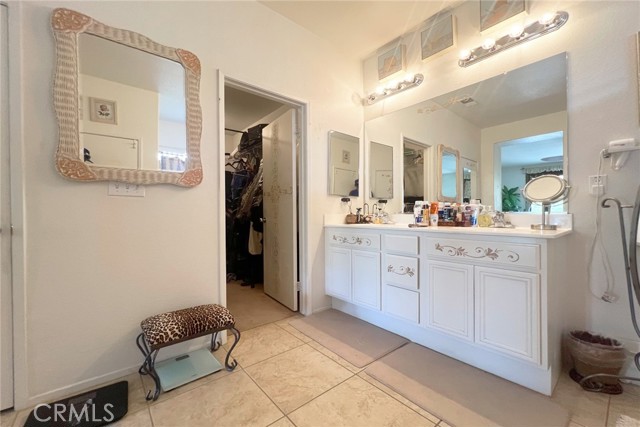 MLS #OC25190554 image #38