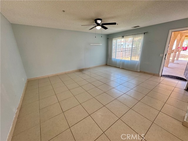 MLS #OC25192890 image #2