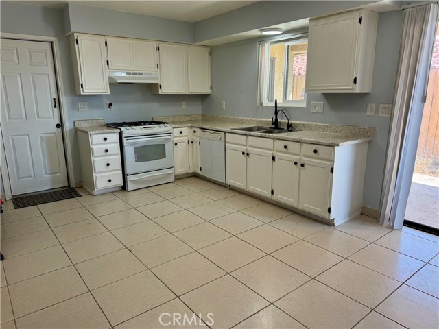 MLS #OC25192890 image #6