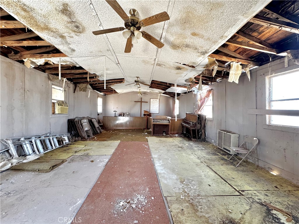 MLS #OC25193072 image #1