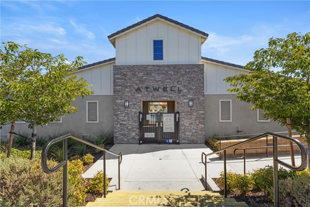 MLS #OC25193636 image #10