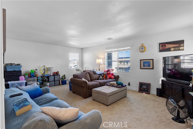 MLS #OC25193636 image #15