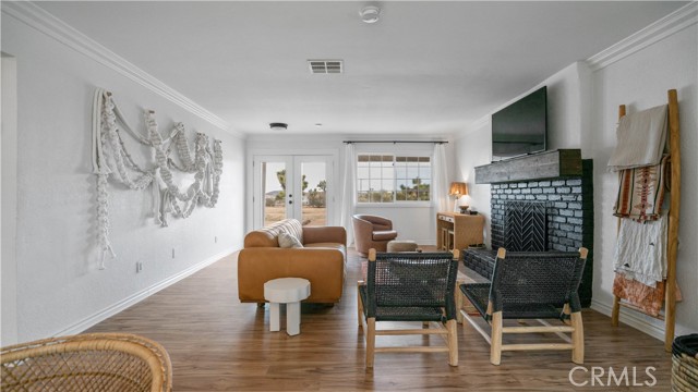 MLS #OC25194140 image #17