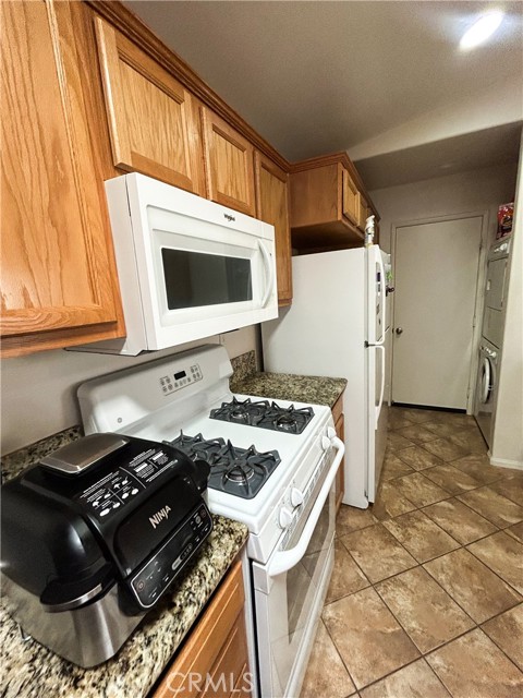 MLS #OC25194547 image #15