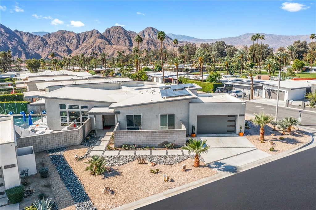 MLS #OC25196822 image #19